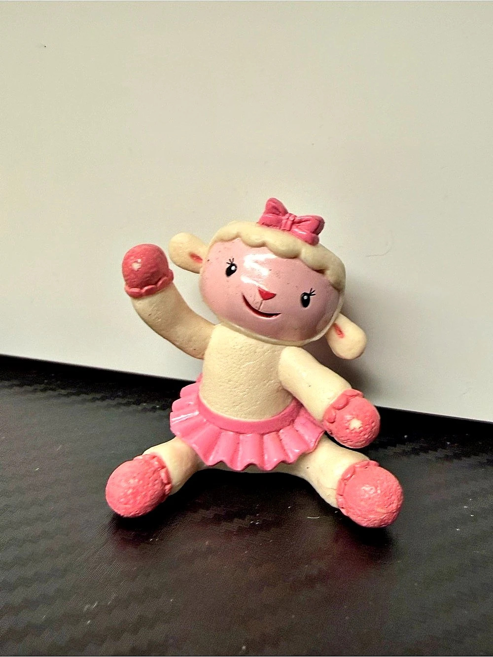 Disney Doc McStuffins Lambie Ballerina PVC Figurine Pink & Cream Plush Toy